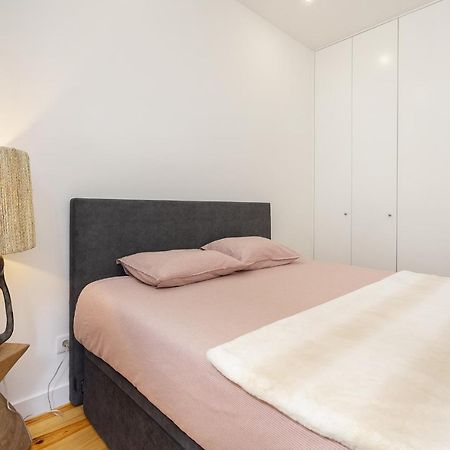 Whome Chic 1-Bed W/ Patio Perfect To Explore Лісабон Екстер'єр фото