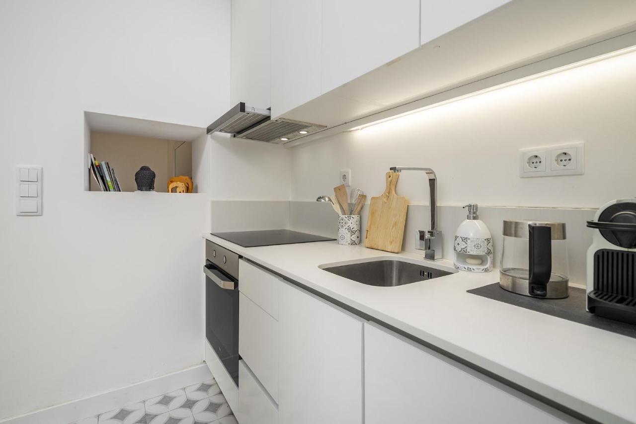 Whome Chic 1-Bed W/ Patio Perfect To Explore Лісабон Екстер'єр фото
