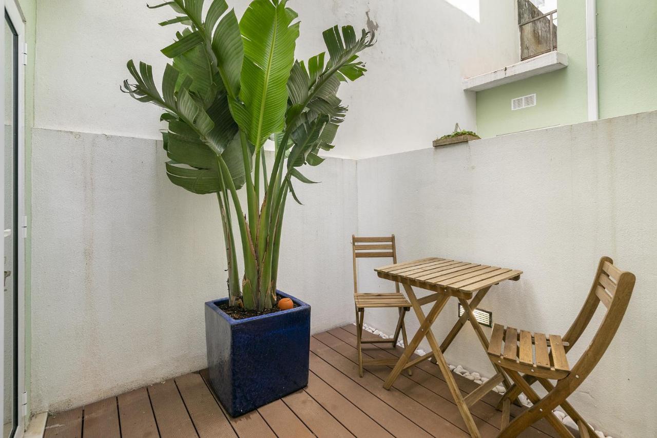 Whome Chic 1-Bed W/ Patio Perfect To Explore Лісабон Екстер'єр фото